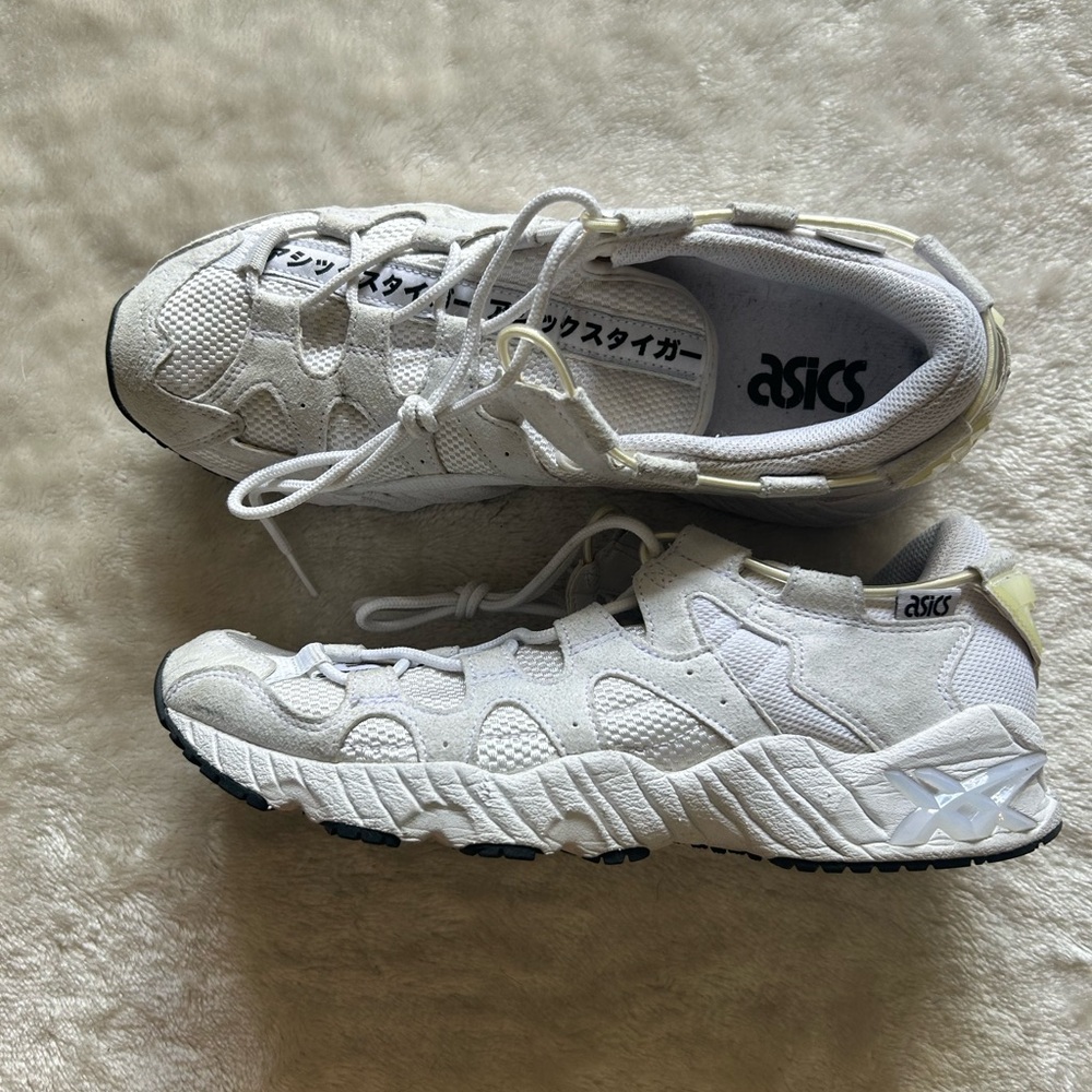 White ASICS Sneakers - Picture 3 of 9